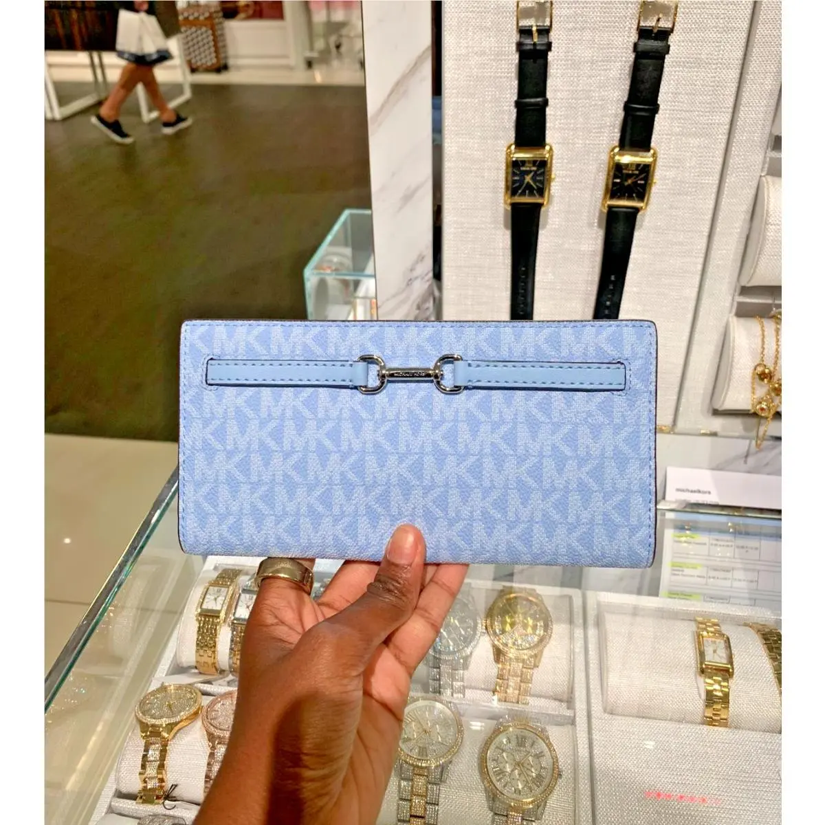 Michael Kors Carson Women Large Logo Snap Credit Card Wallet Light Sky