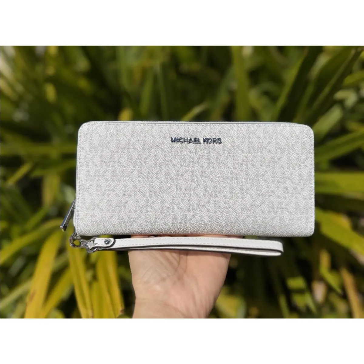 Jet Set Travel Large Continental Wallet MK Optic White by Michael Kors
