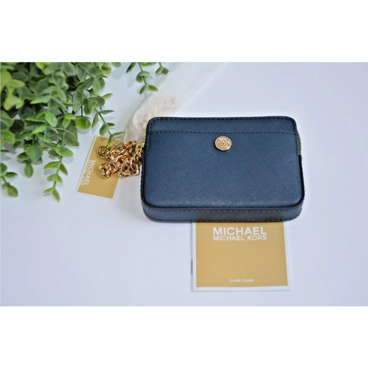 Michael Kors Jet Set Medium Saffiano Leather Zip Card Case Wallet
