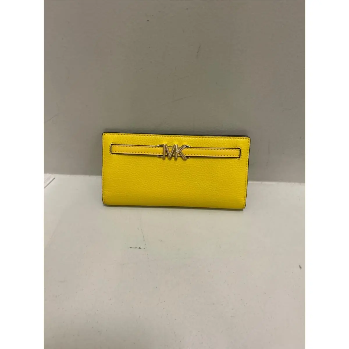 Michael Kors Reed Large Snap Flat Wallet Credit Card ID Holder in Golden Yellow