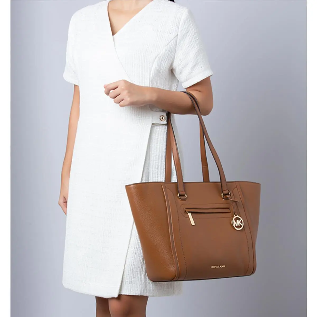 Carine Large Leather Shoulder Tote Bag by Michael Kors