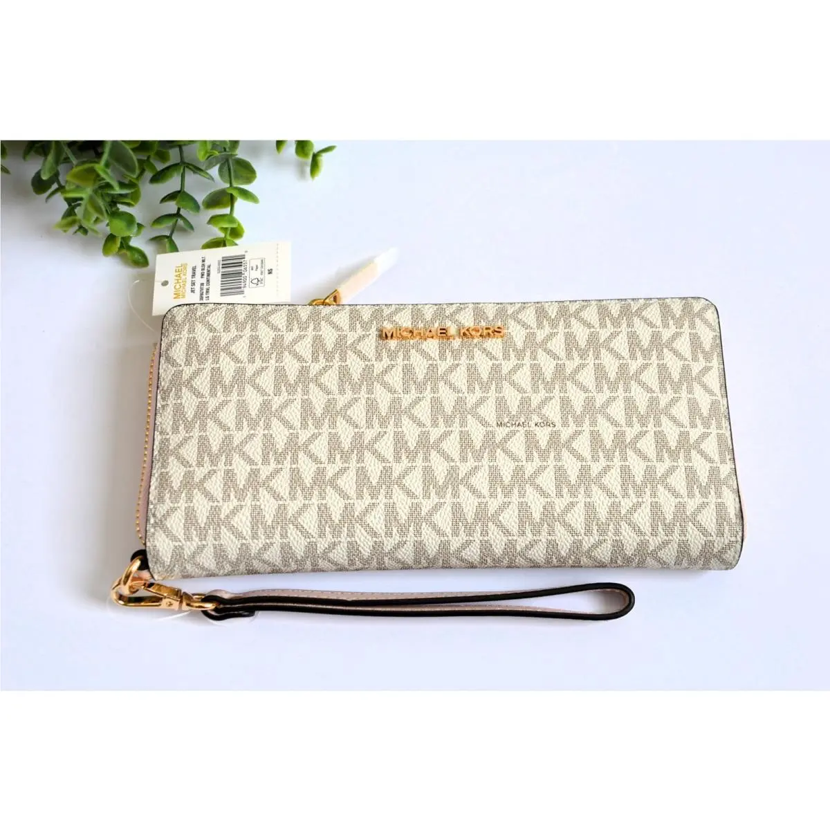 Michael Kors Jet Set Travel LG Continental Wallet Blush Power Multicolor