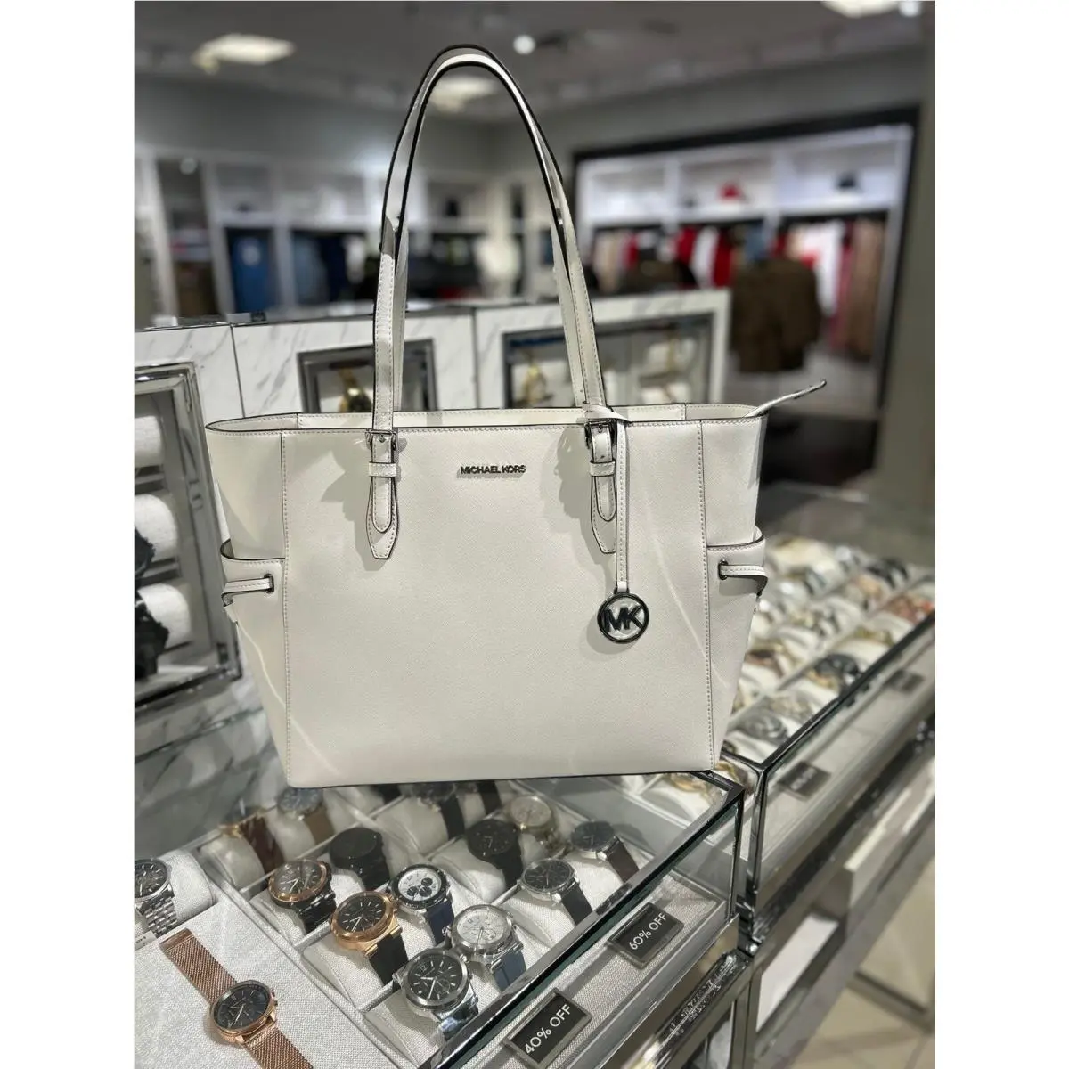 Michael Kors Gilly Large Leather Drawstring Travel Tote Shoulder Bag Optic White
