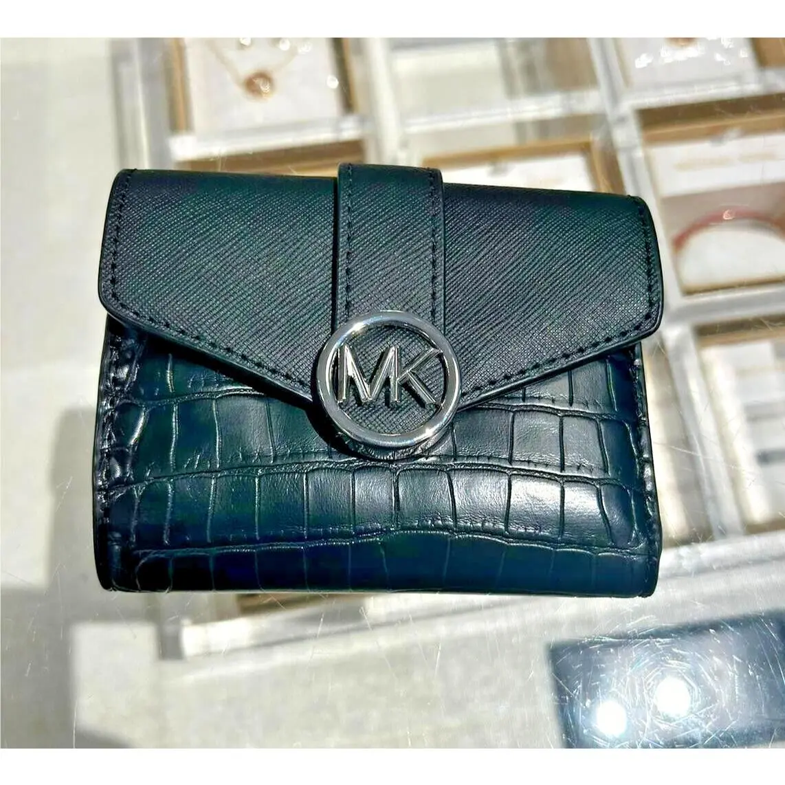 Michael Kors Carmen Women Medium Flap Bifold Credit Card Holder Wallet in Black