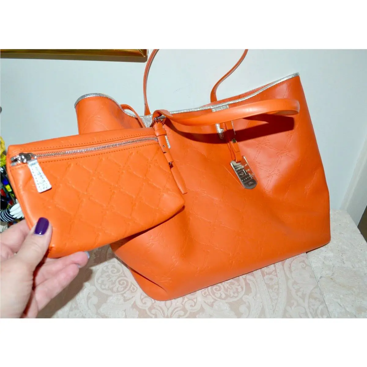 Longchamp Paris LM Cuir Orange Leather Zip Tote Bag w Pouch