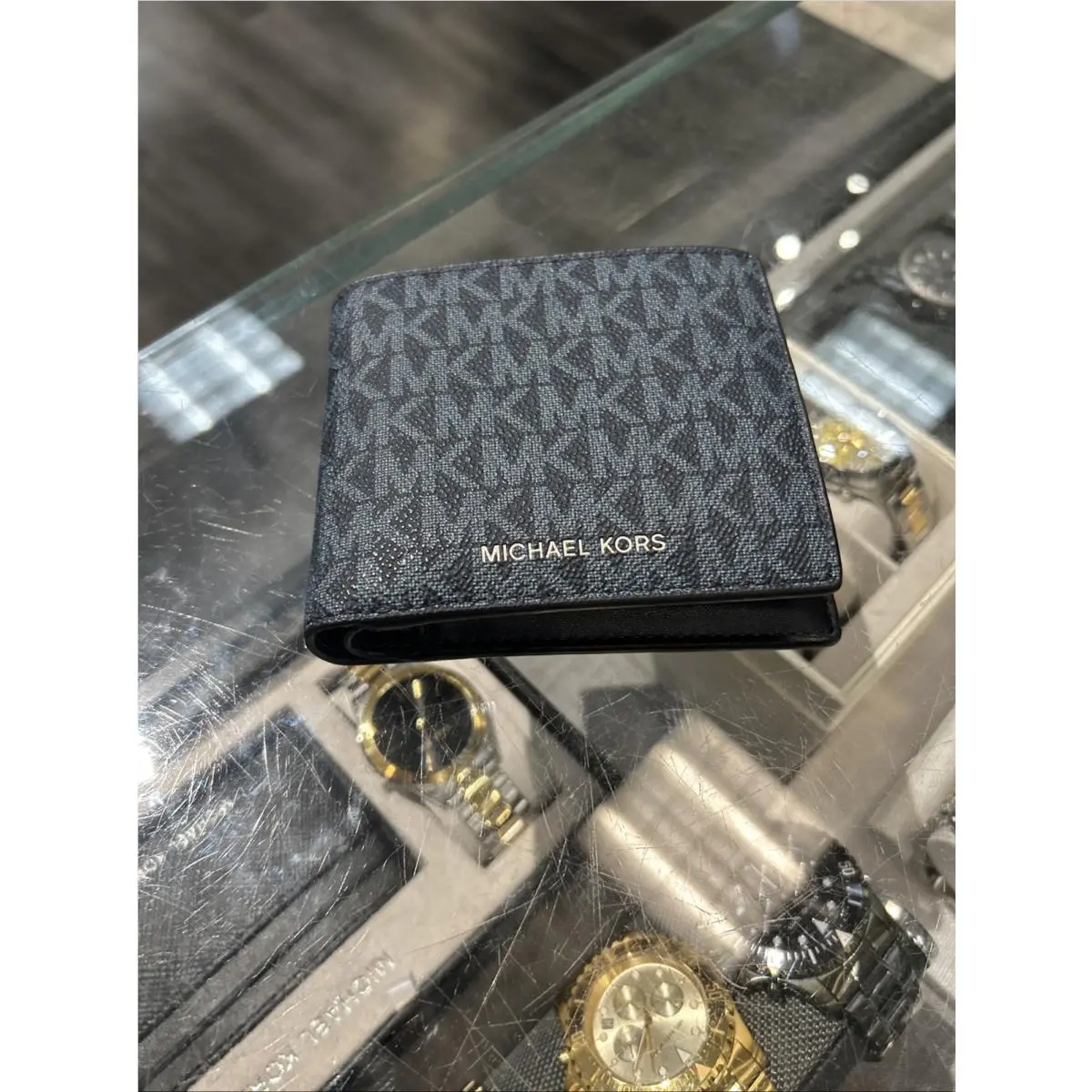 Michael Kors Me Cooper Billfold with Passcase Wallet Admiral /blue Card Bifold