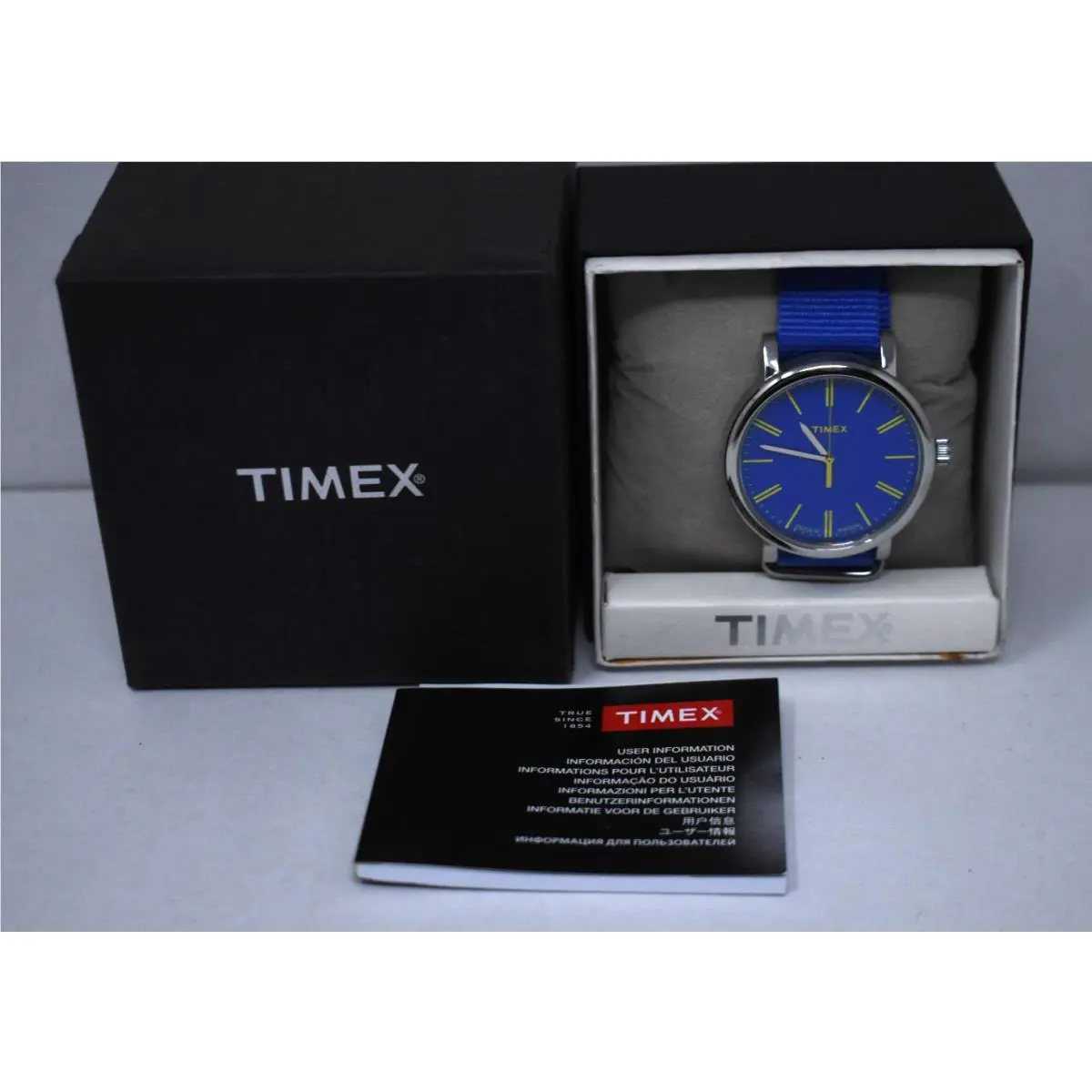 T2P362 Unisex Silver Blue Weekender Easy Read Watch Fabric Band Indiglo by Timex