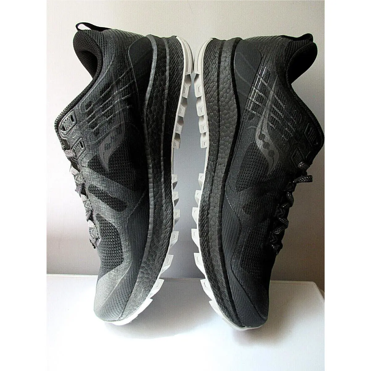 Saucony shoes - Xodus 10 - Xodus - S10555-20 - Black 16