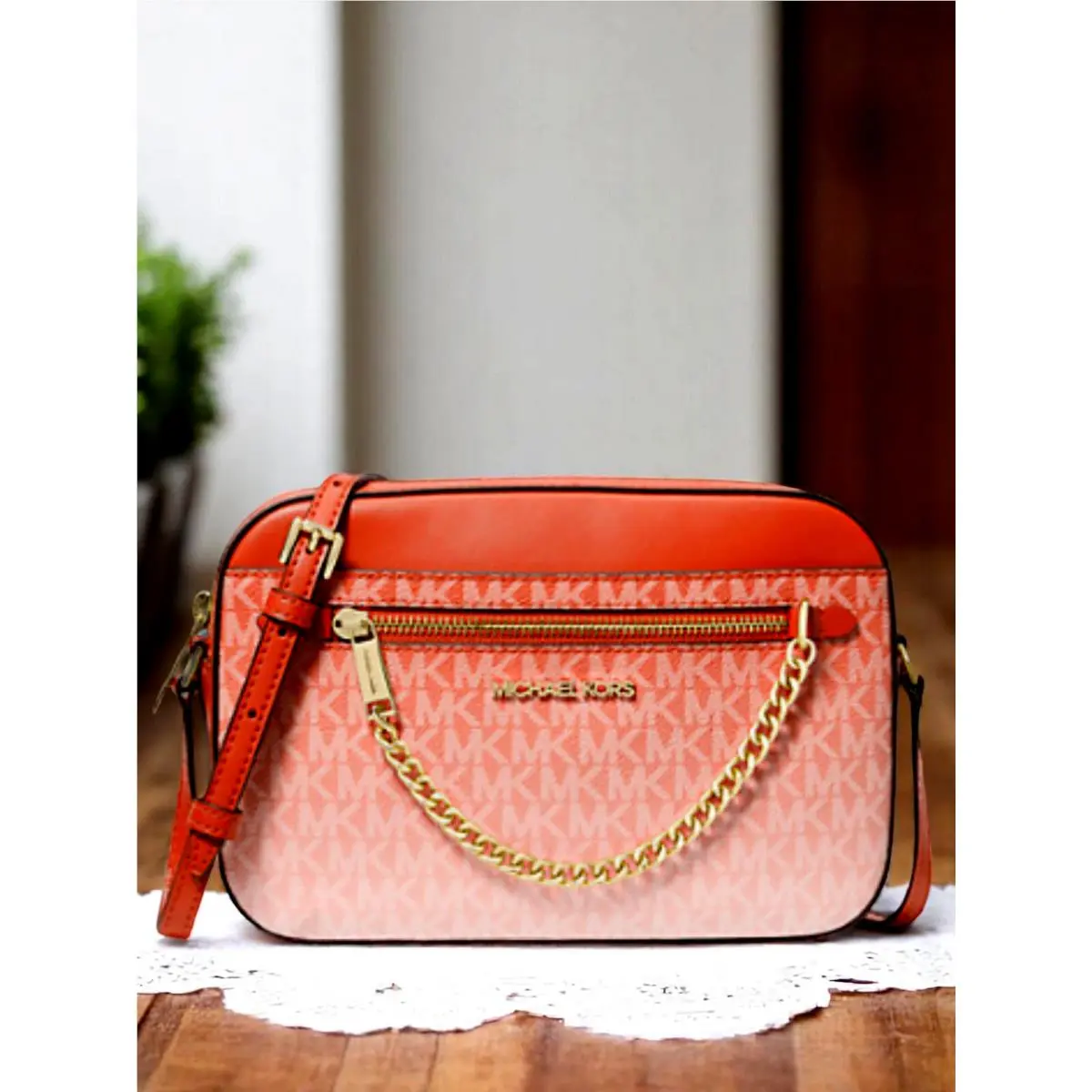 Michael Kors Jet Set Item LG EW Ombre Zip Chain Crossbody Red Clay