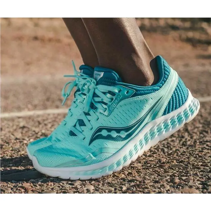Saucony shoes - SAUCONY KINVARA 11 - KINVARA - S1055125 - Aqua/Blue 11