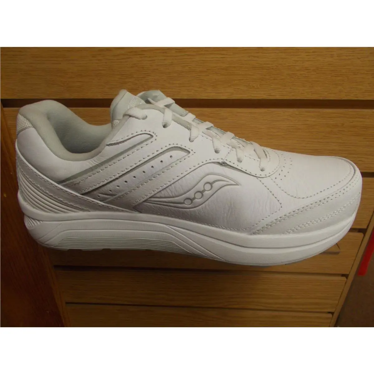 Saucony shoes - ECHELON WALKER 3 S40209-1 - ECHELON WALKER - S40209-1 - White 0