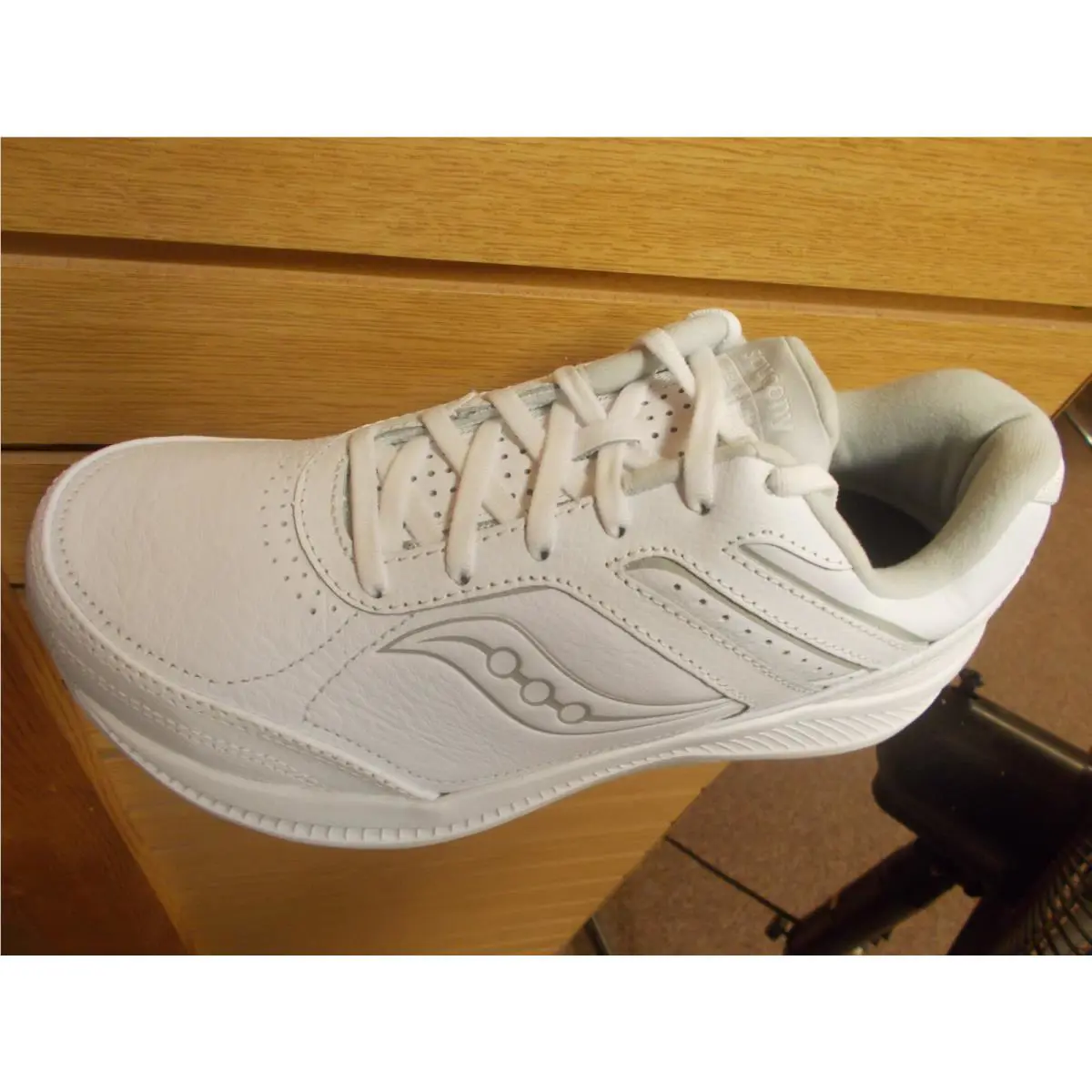 Saucony shoes - ECHELON WALKER 3 S40209-1 - ECHELON WALKER - S40209-1 - White 6