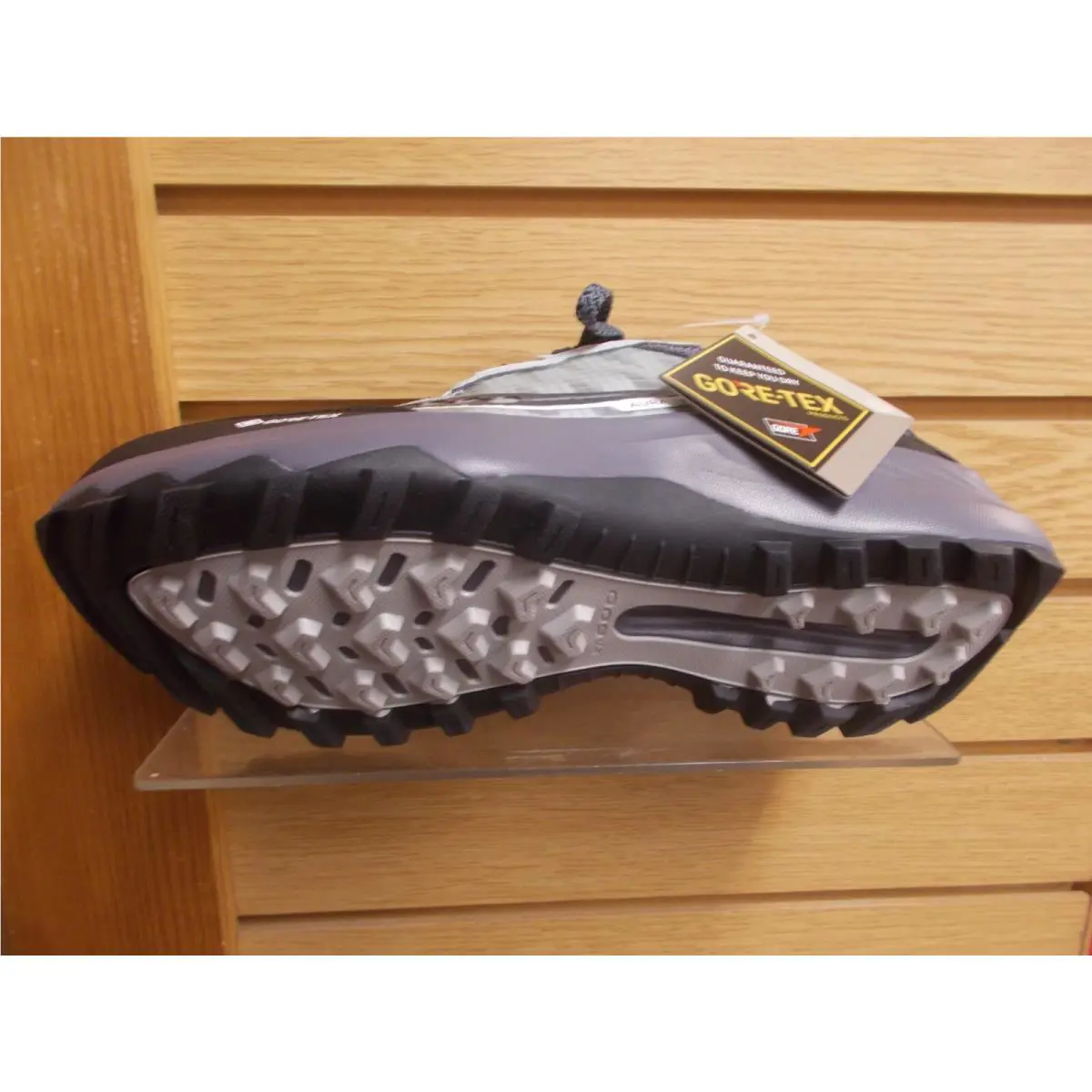 Saucony shoes - SAUCONY AURA TR GTX - AURA GTX - S20866-120 - Gray 1