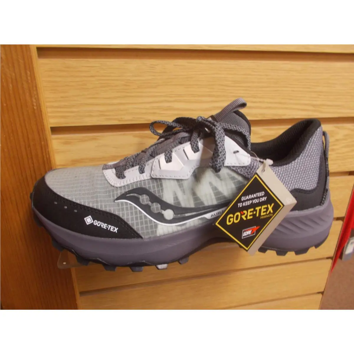 Saucony shoes - SAUCONY AURA TR GTX - AURA GTX - S20866-120 - Gray 3