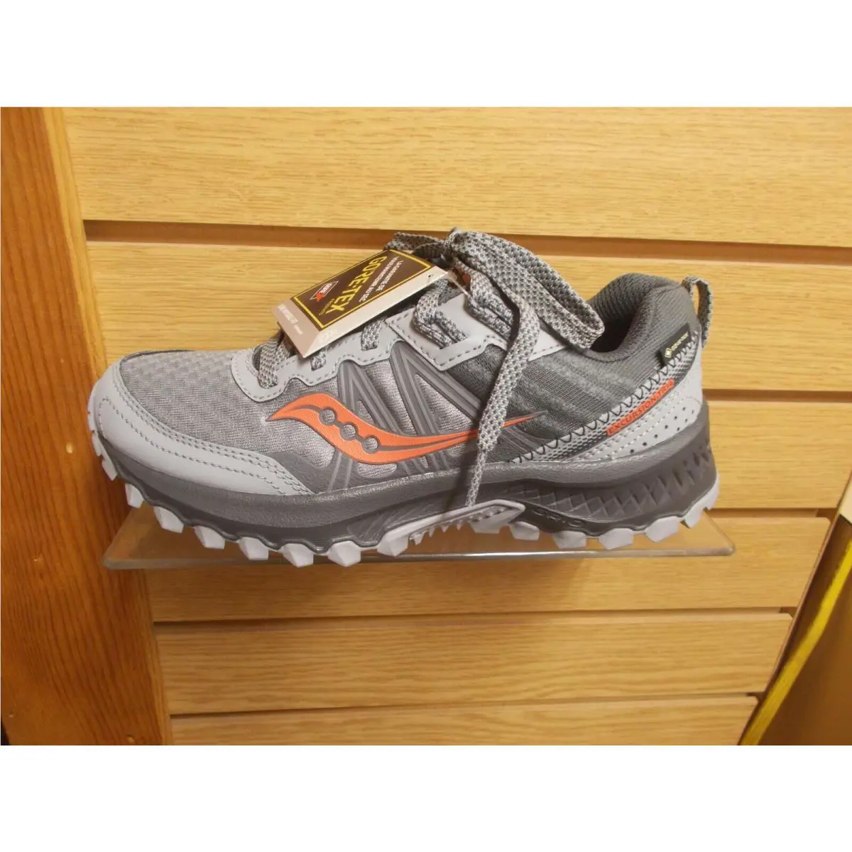 Saucony shoes - EXCURSION 14 GTX (S10588-1) - EXCURSION GTX - 10588-1 - GREY / CORAL 0