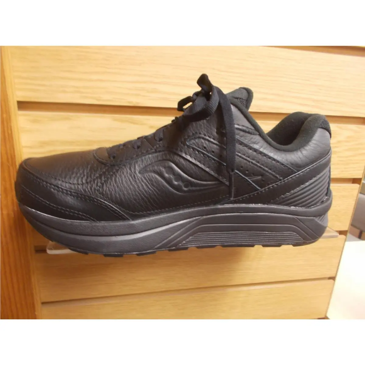Saucony shoes - ECHELON WALKER 3 - ECHELON WALKER - S50201-2 - Black 0