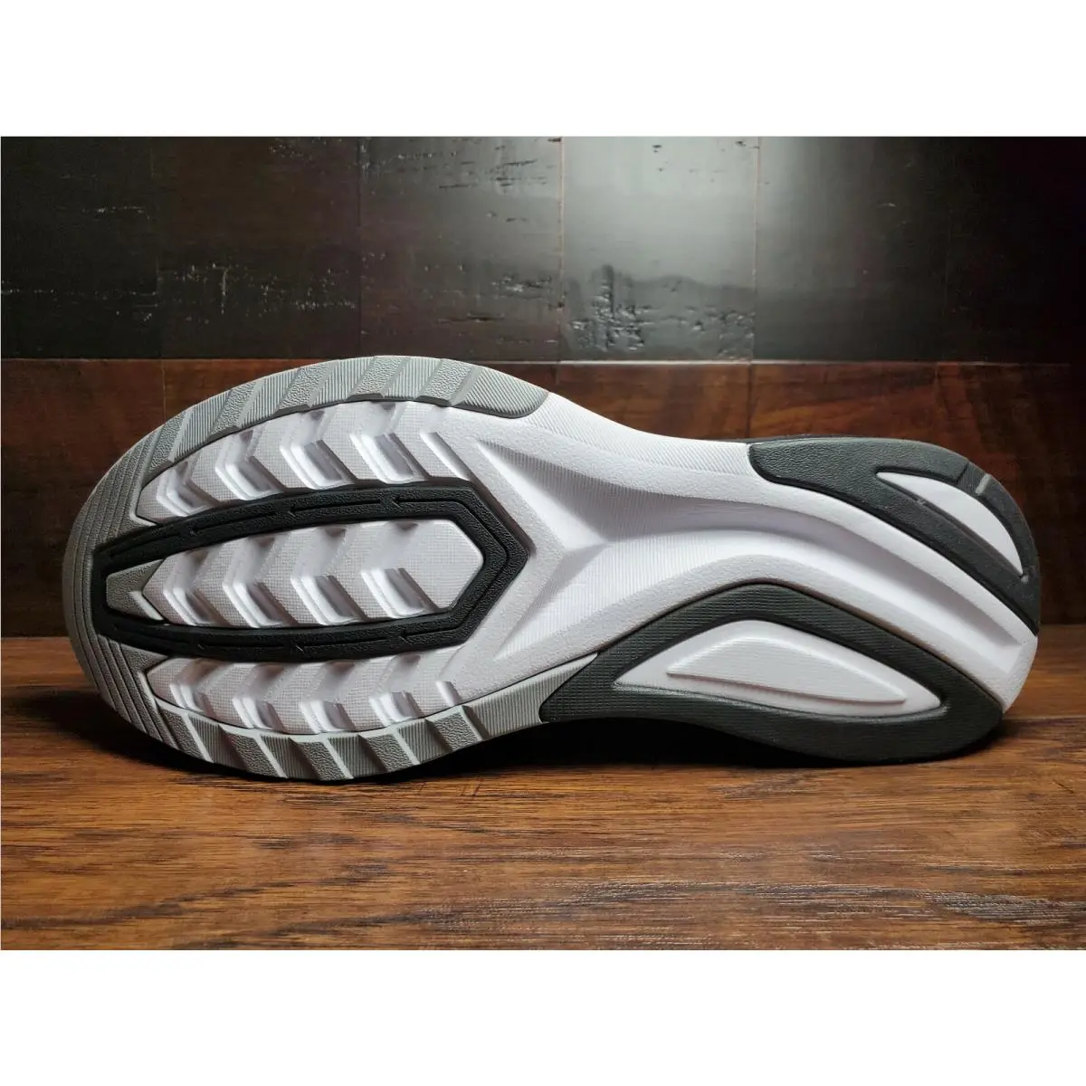 Saucony shoes - Endorphin Shift - Endorphin Shift - S20577-40 - Black / White 8