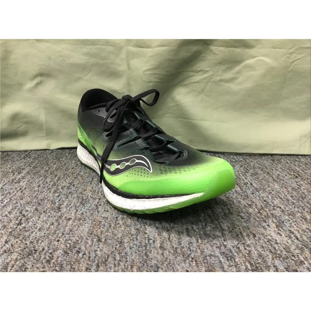 Saucony shoes - Saucony Freedom ISO - Freedom ISO - S20355-4 - Green 1