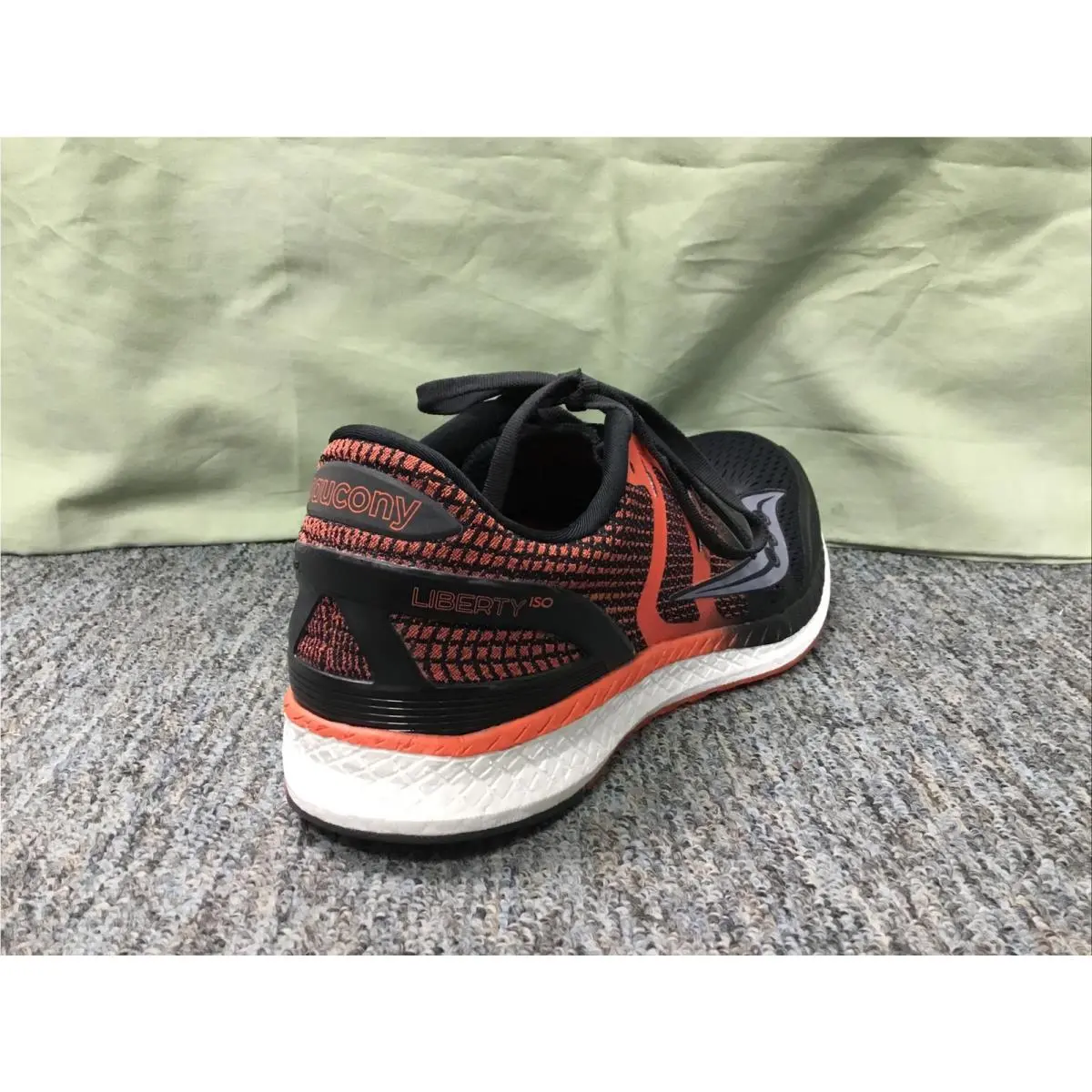 Saucony shoes - Saucony Liberty ISO - Liberty ISO - S20410-4 - Black 2