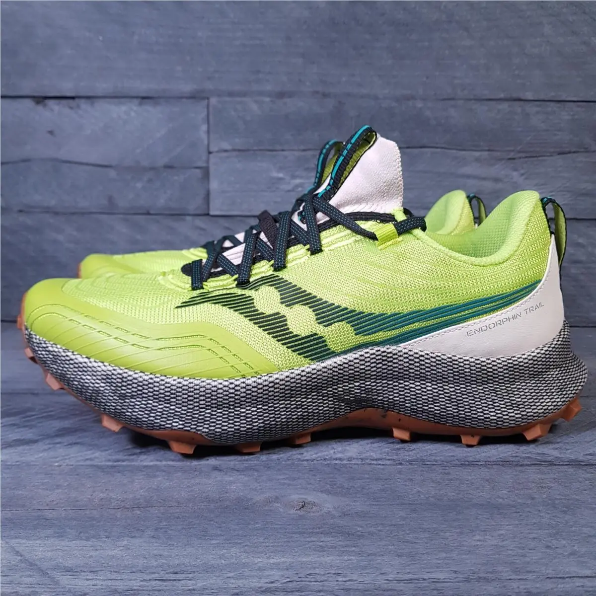 Saucony Endorphin Trail Hiking Shoes Mens 11 Reflect Camo Vert Green