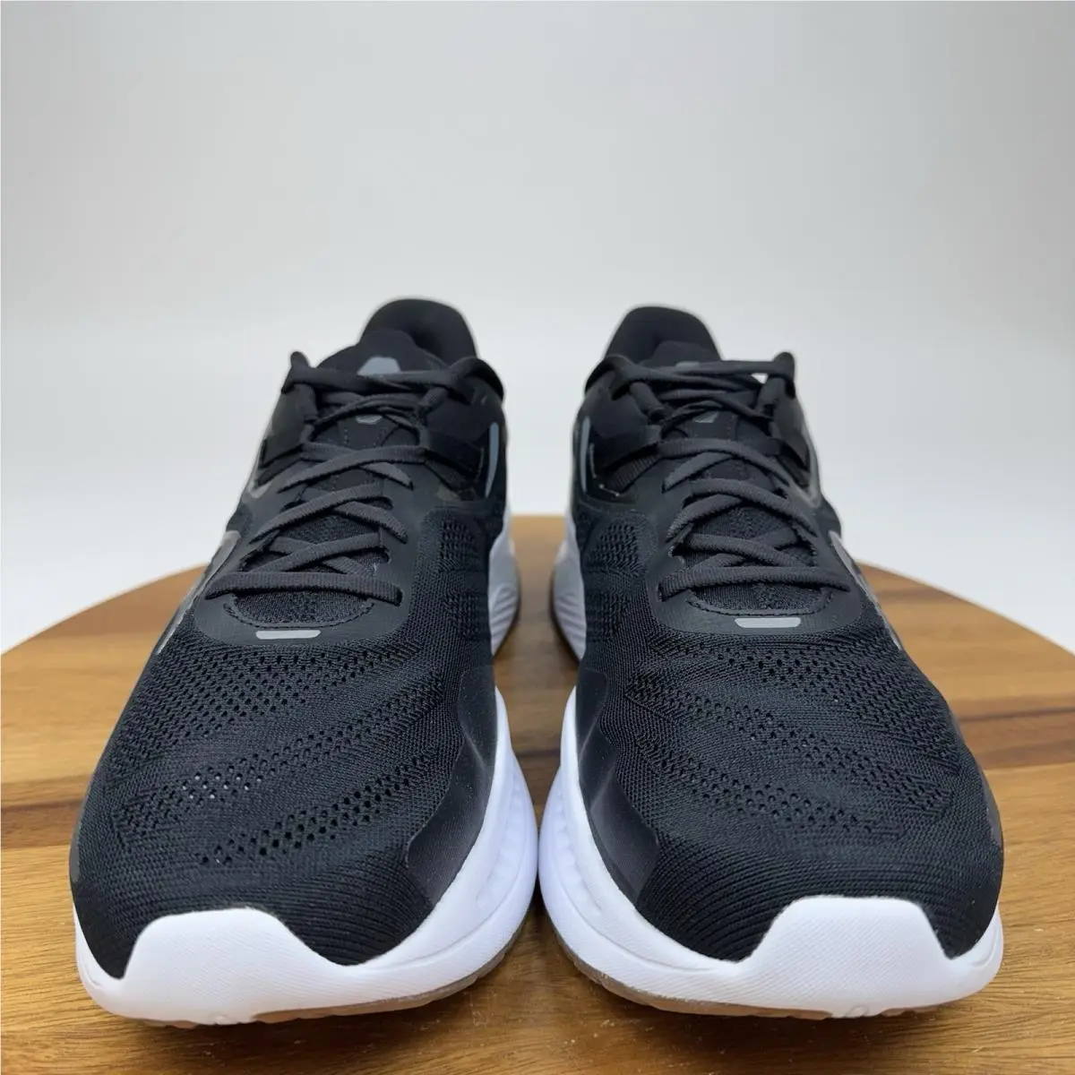 Saucony shoes - Saucony Guide 15 - Guide - S20684-12 - Black 1