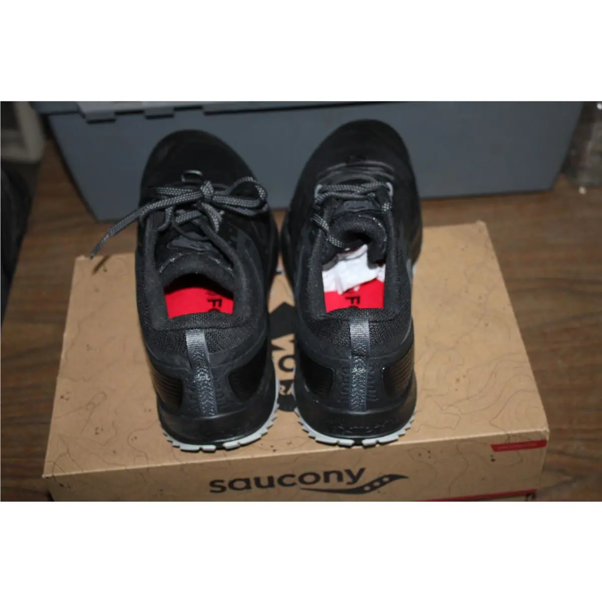 Saucony shoes - Black 2