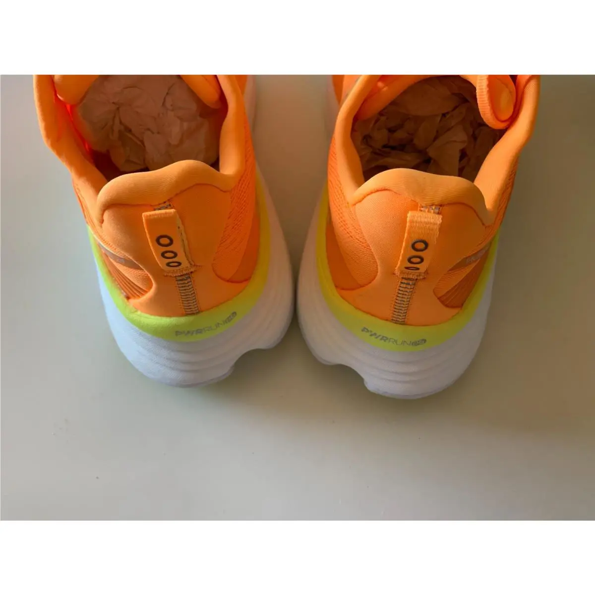 Saucony shoes - VO2 (UPC: 195020768136) 6