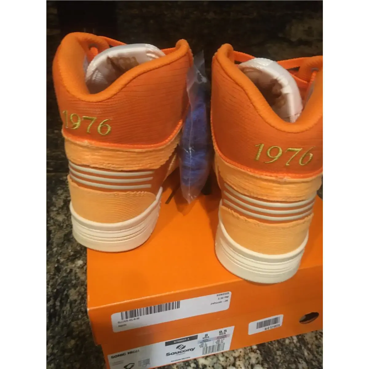 Saucony shoes - Orange 1