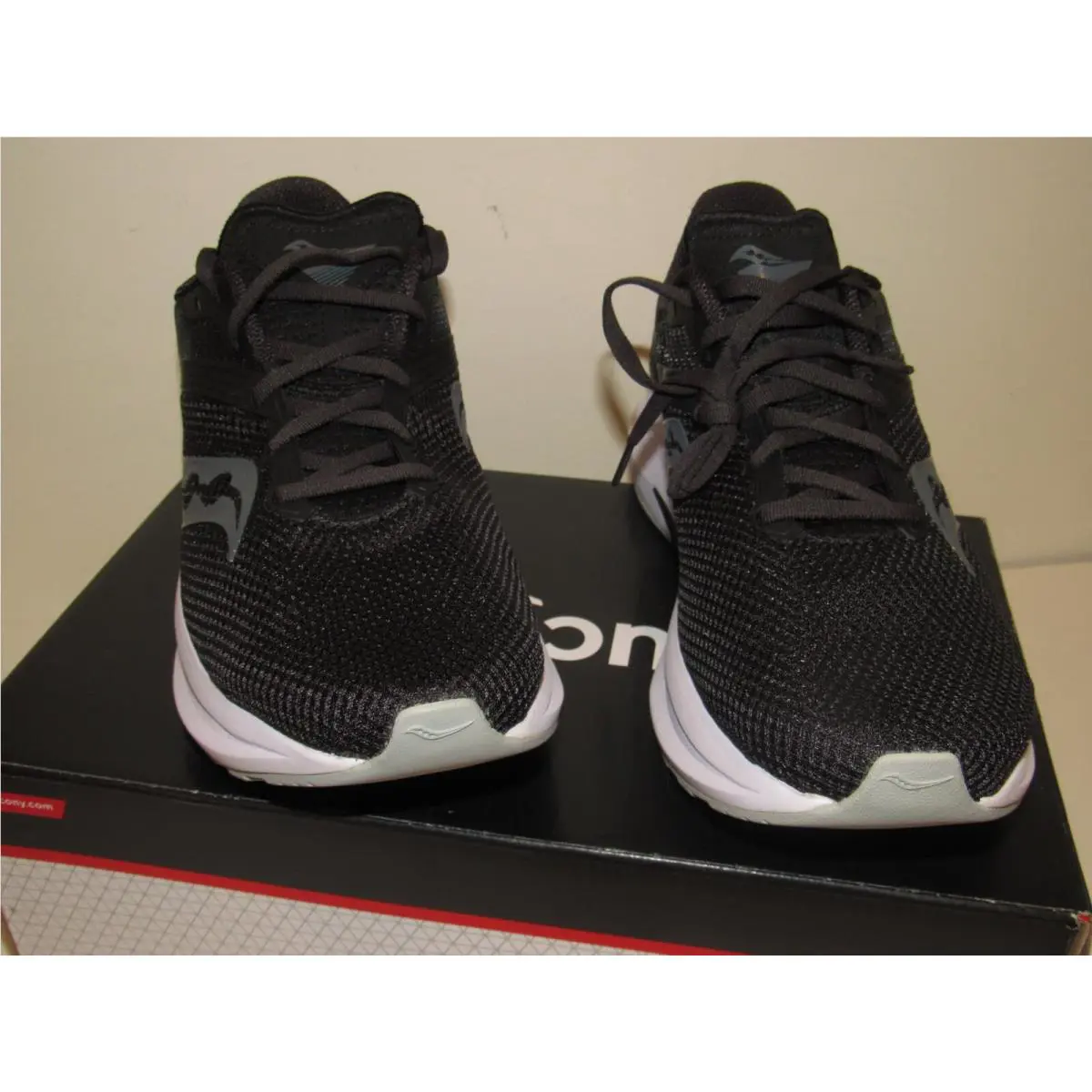 Saucony shoes - Saucony Axon - Axon - Black (UPC: 194917419083) 1