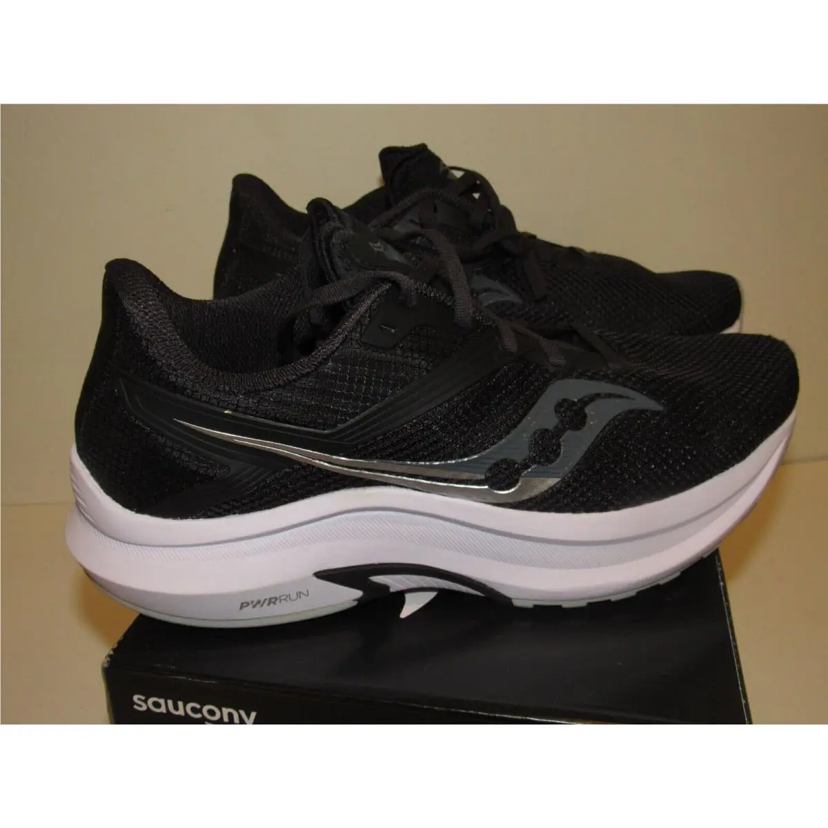 Saucony shoes - Saucony Axon - Axon - Black (UPC: 194917419083) 2