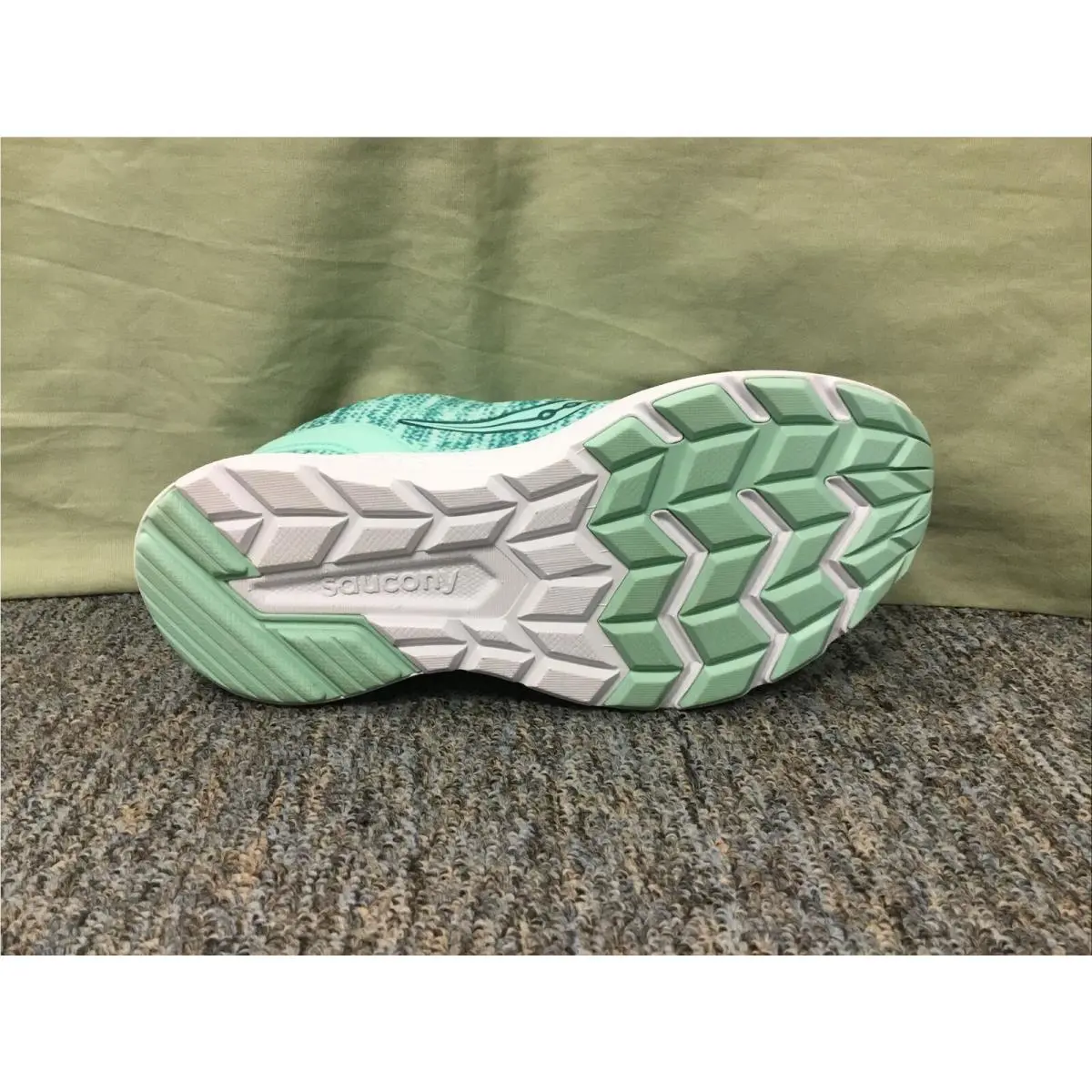 Saucony shoes - Saucony Freedom ISO - Freedom ISO - Green 4