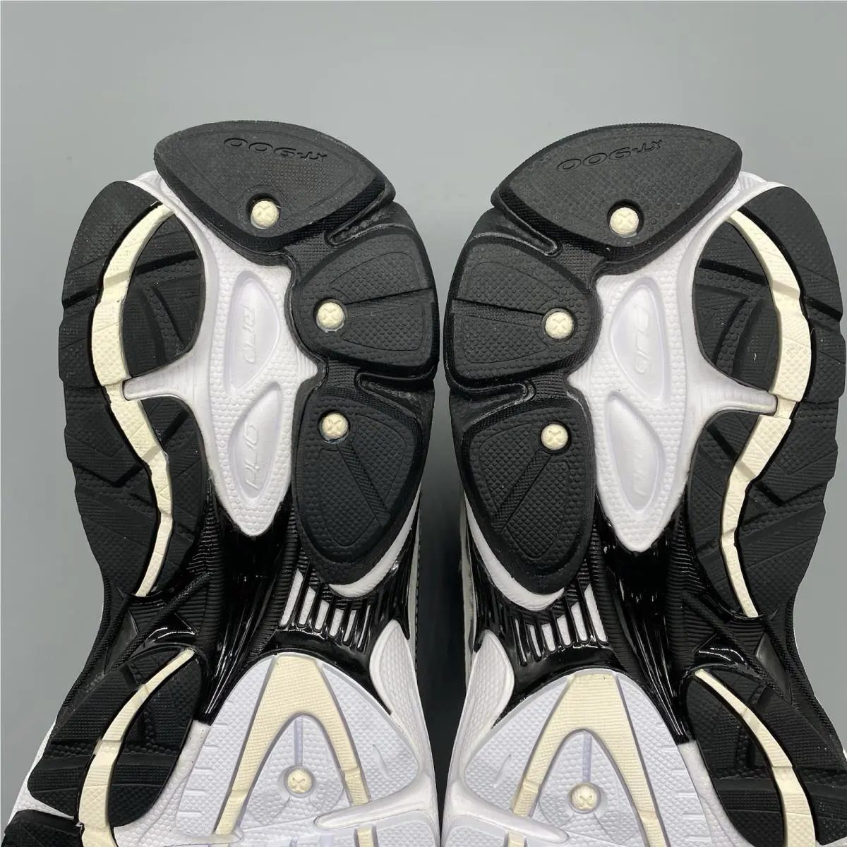 Saucony shoes - Saucony Progrid Omni 9 - Progrid Omni - S70841-2 - Black 10