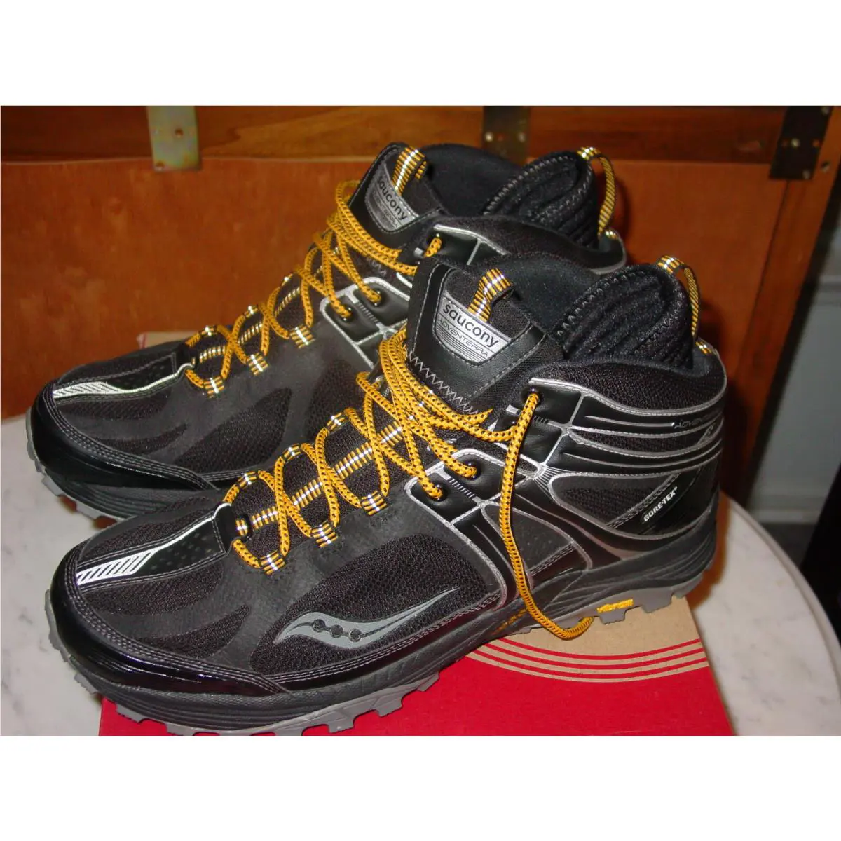 Saucony shoes - Saucony Progrid Adventerra Gore-tex - Progrid Adventerra - 128652 - Black (UPC: 720026181674) 4