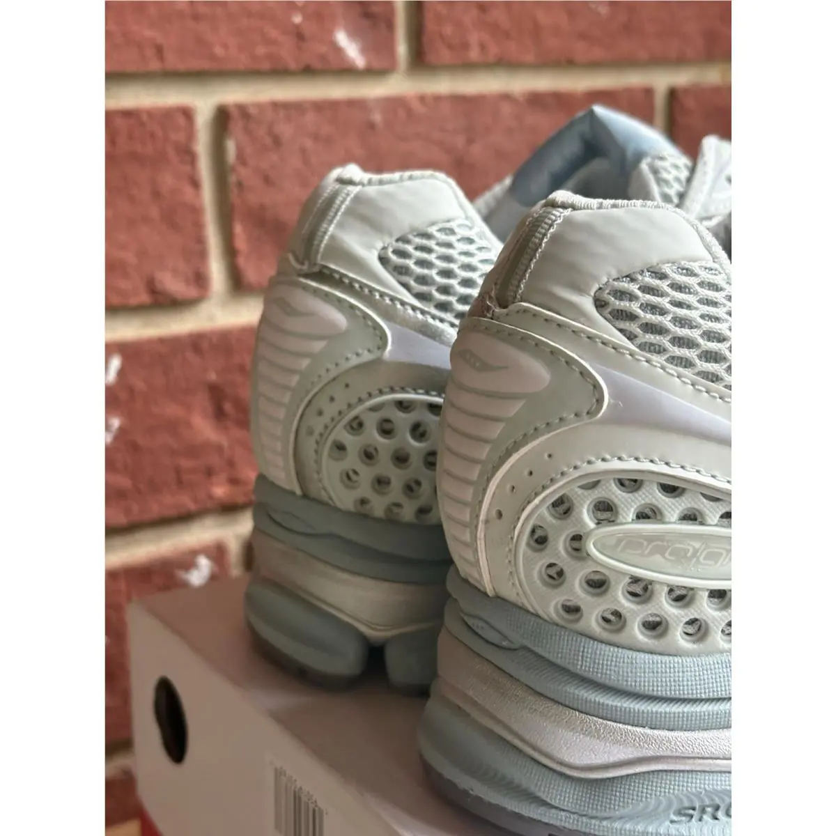 Saucony shoes - Saucony ProGrid Triumph - ProGrid Triumph - S70774-2 - Gray 4