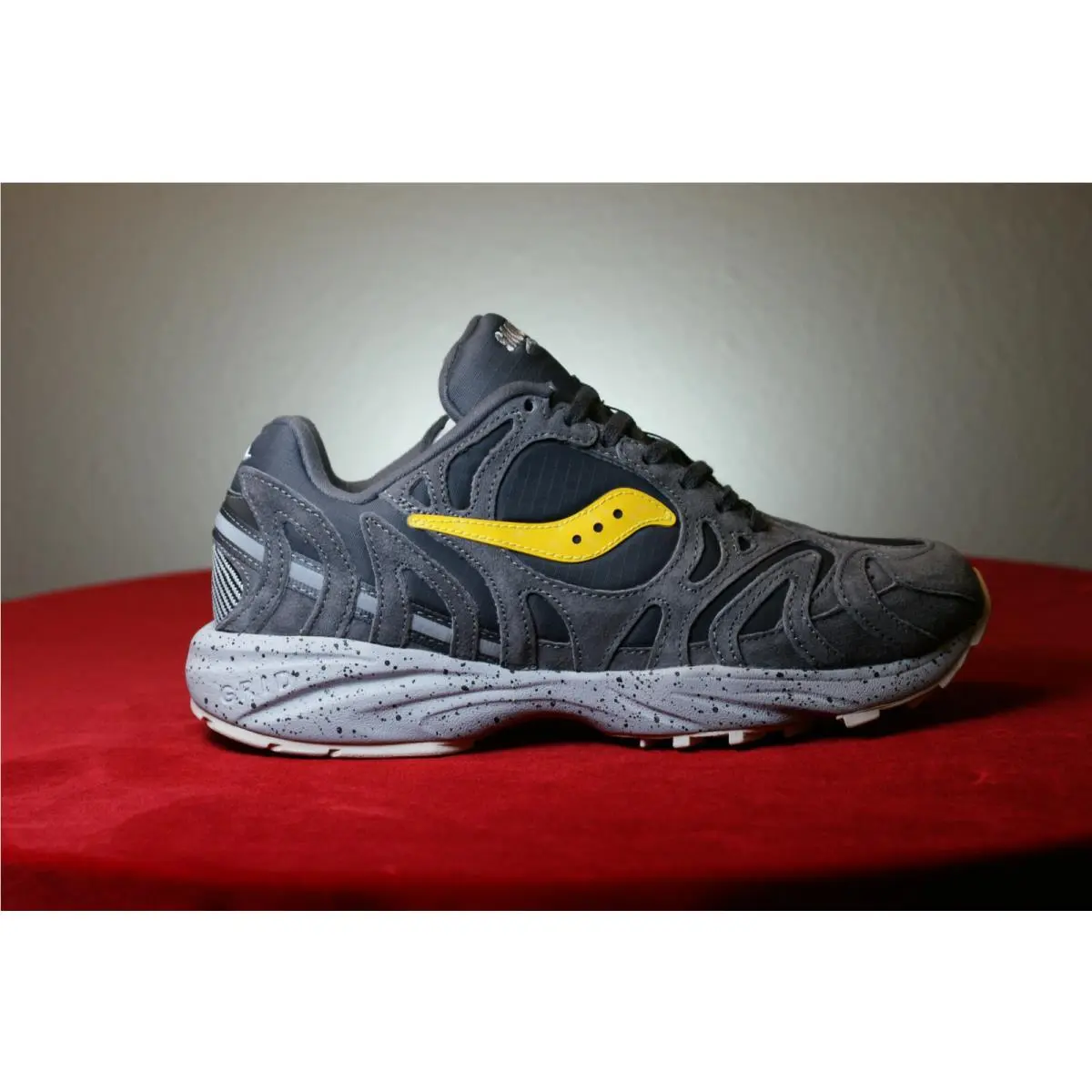 Saucony shoes - Saucony GRID AZURA - GRID AZURA - S70545-1 - Black Crystal YE Noir (greyish) (UPC: 194917396797) 0