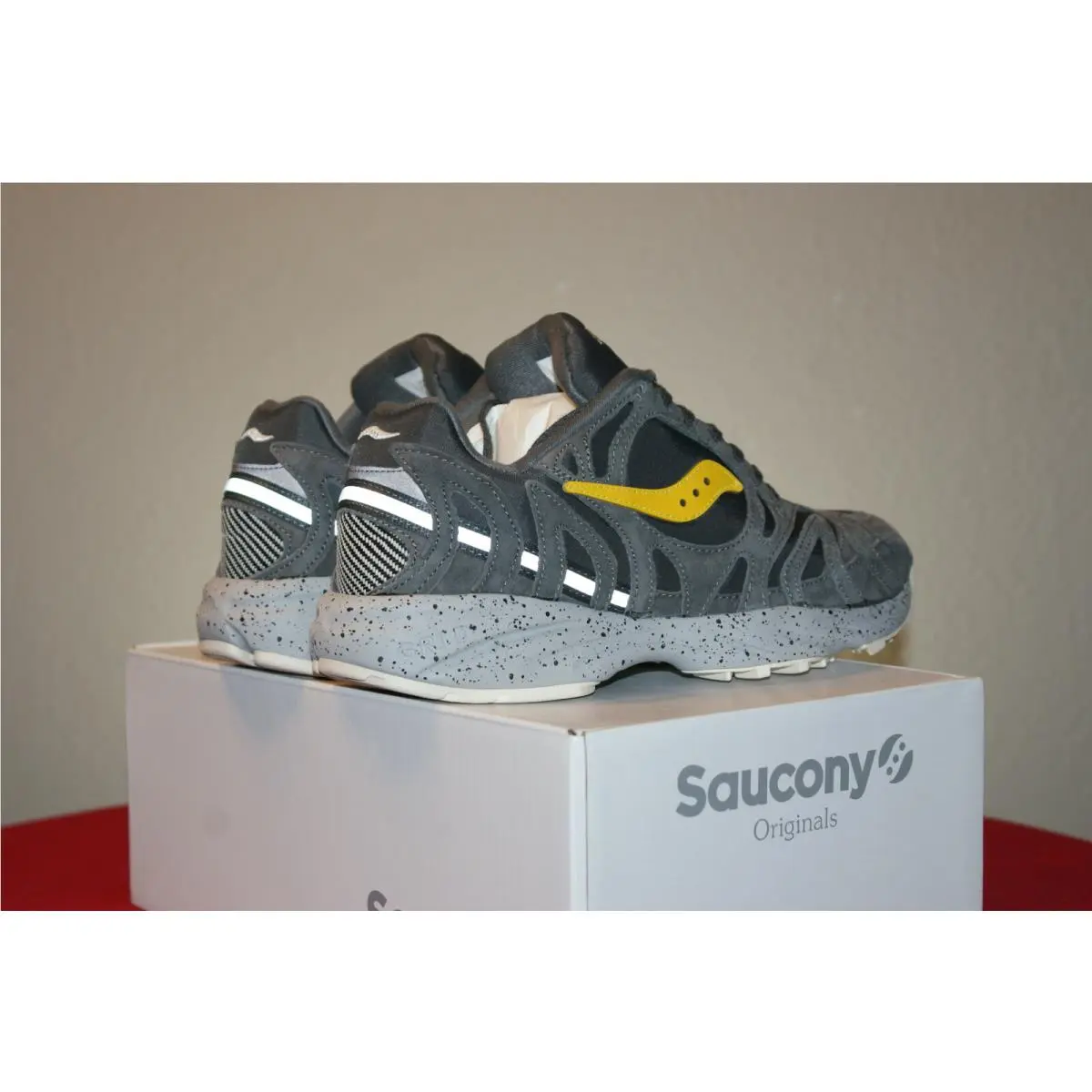 Saucony shoes - Saucony GRID AZURA - GRID AZURA - S70545-1 - Black Crystal YE Noir (greyish) (UPC: 194917396797) 6