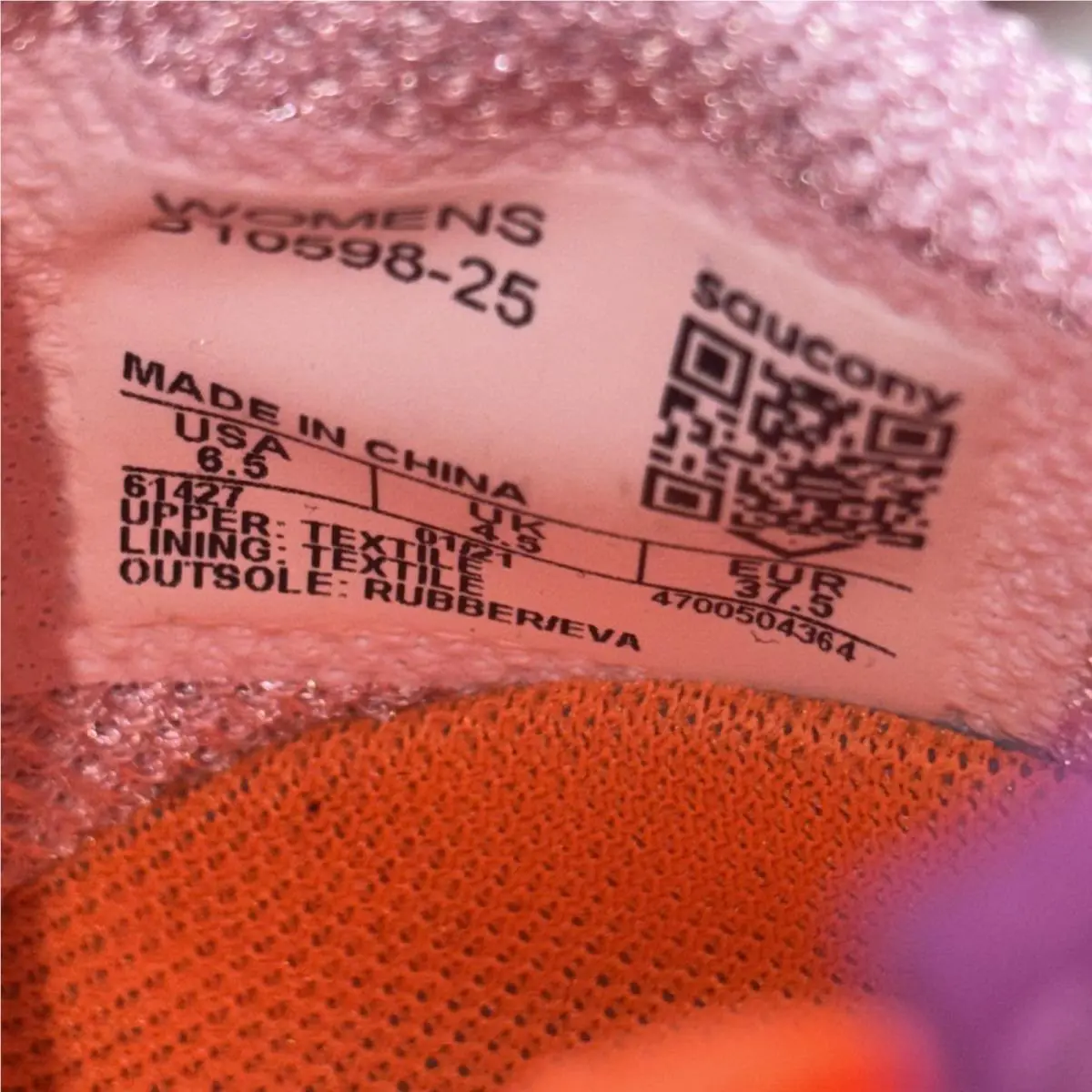 Saucony shoes - See Images 10