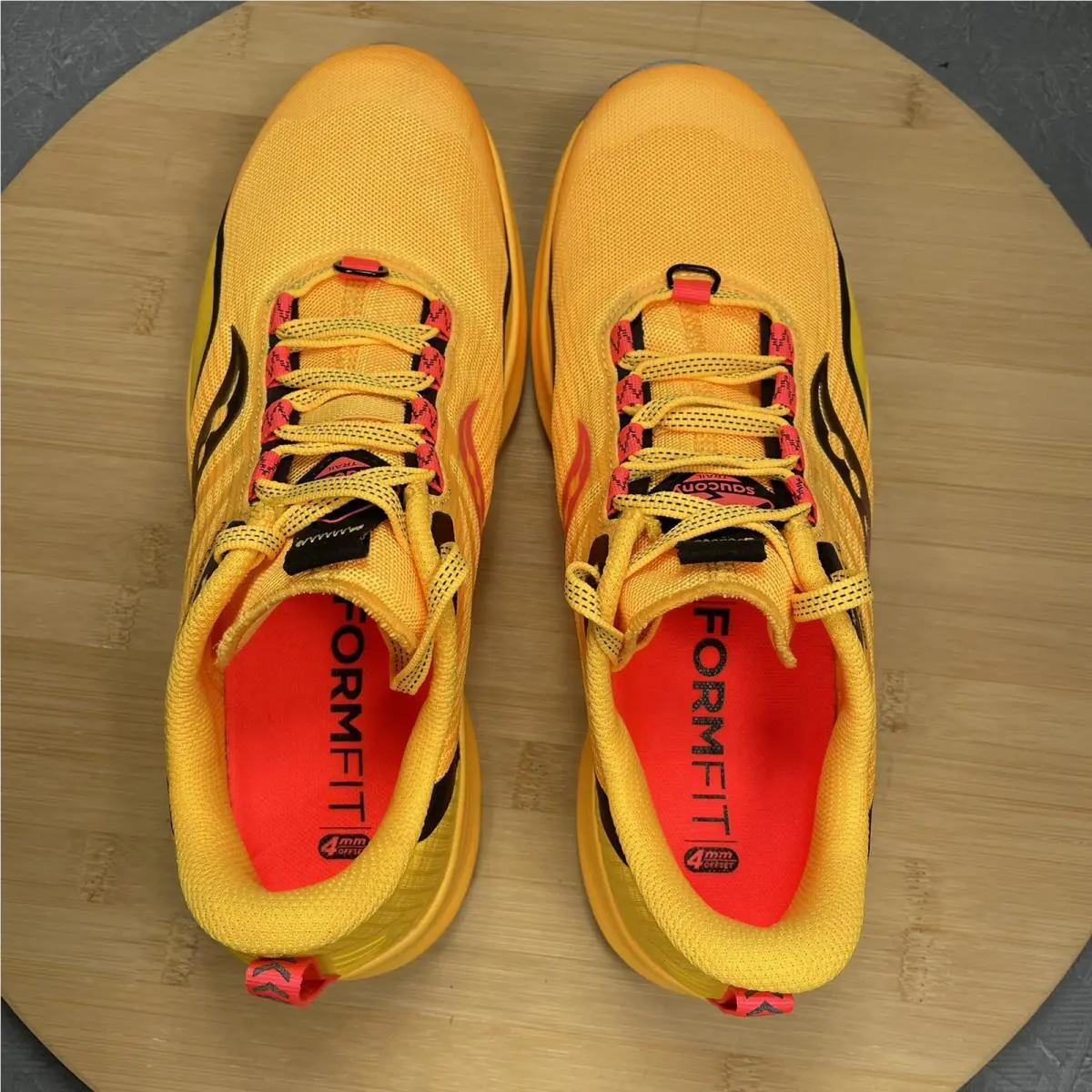 Saucony shoes - Saucony Peregrine - Peregrine - S10737-16 - Yellow/ Red 4