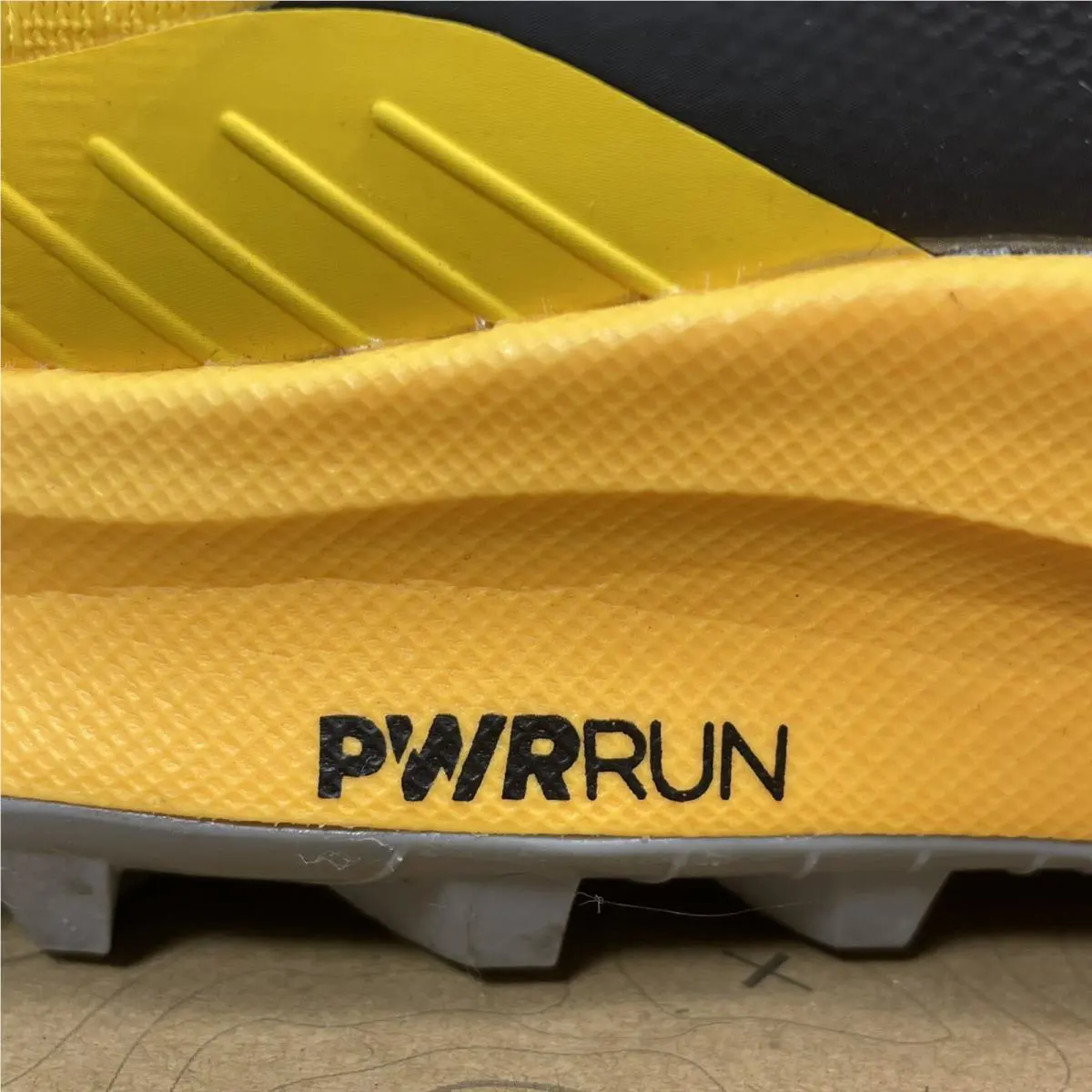 Saucony shoes - Saucony Peregrine - Peregrine - S10737-16 - Yellow/ Red 7