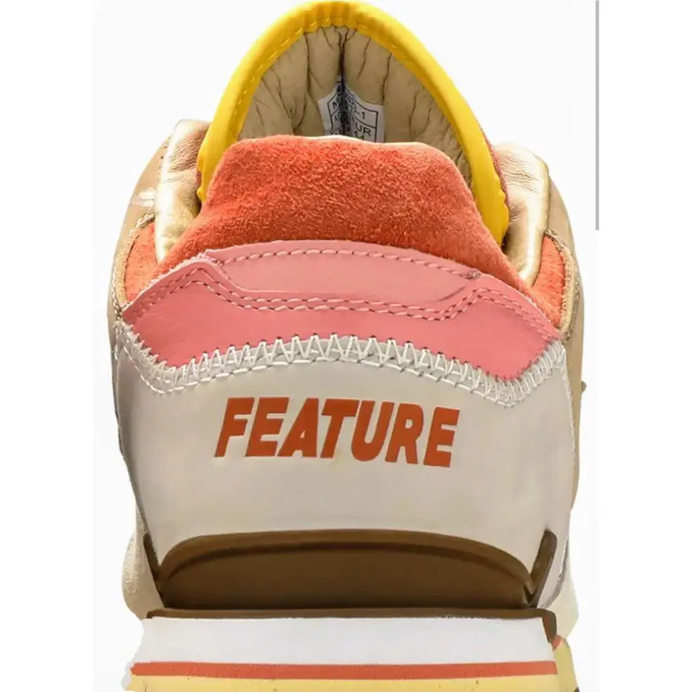 Saucony shoes - Feature x Saucony Courageous - Feature Courageous - S70323-1 - Pink 6