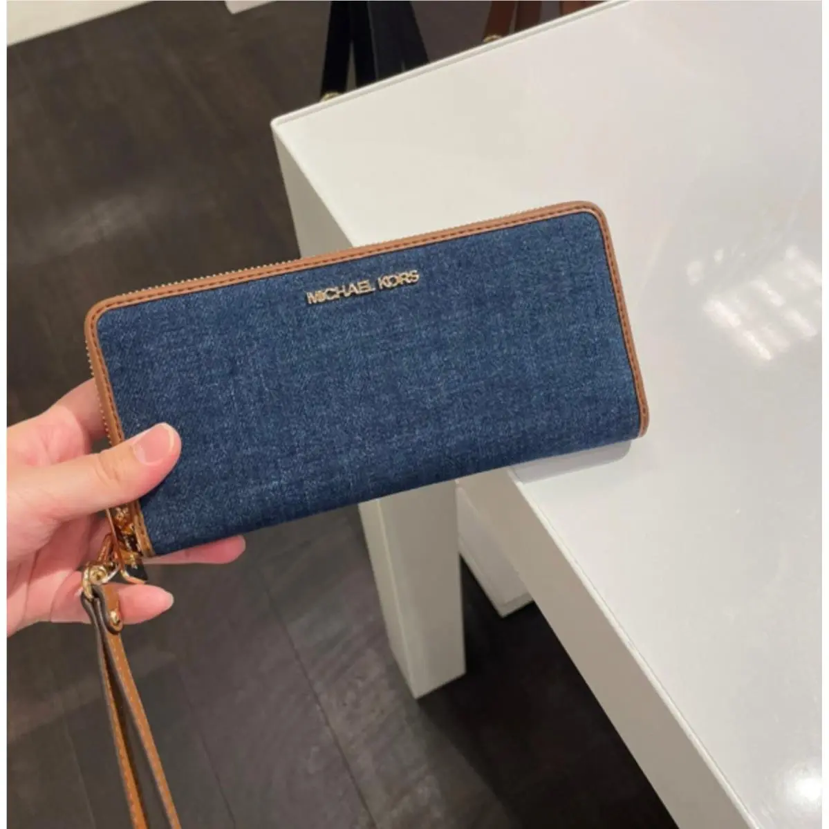Michael Kors Mirella Large Wallet