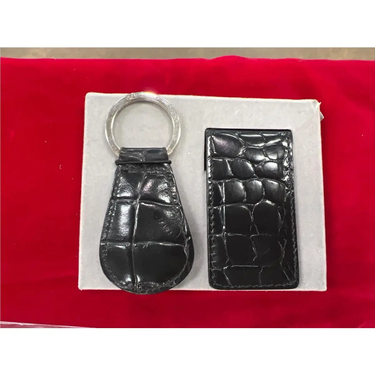 Christian Dior Black Leather Key Ring Money Clip No Box ON Card Usa