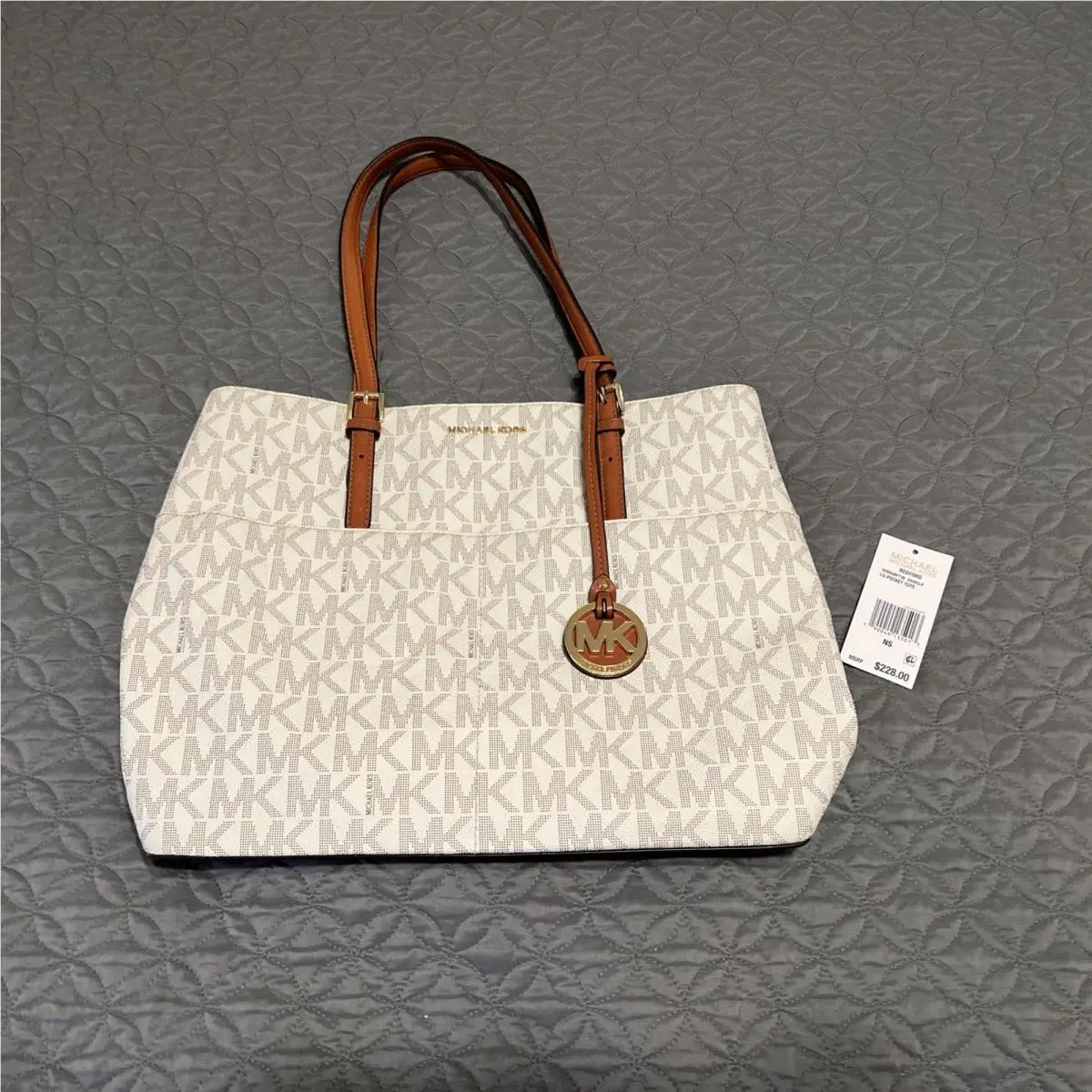 Bedford Large Vanilla Pocket Tote Bag White/grey Nwot by Michael Kors
