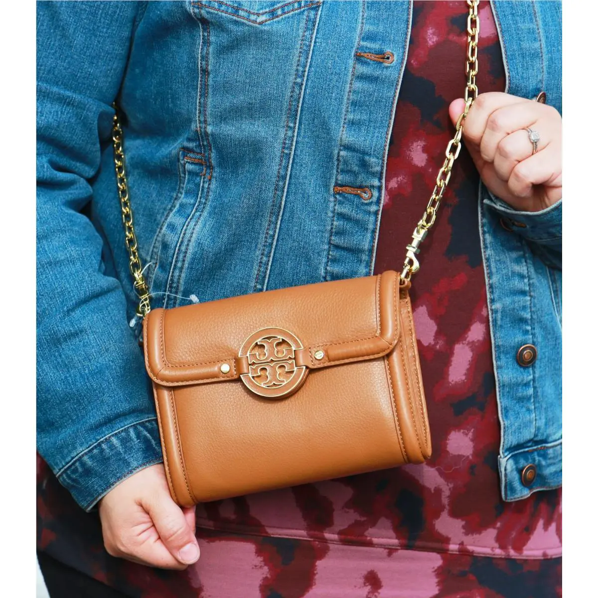 Tory Burch Amanda Chain Wallet Crossbody Royal Tan