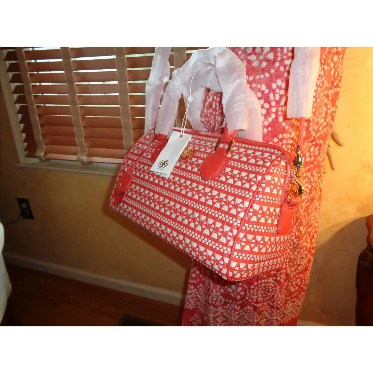 Tory Burch Robinson Woven Satchel Zip Coral/dulce Leche