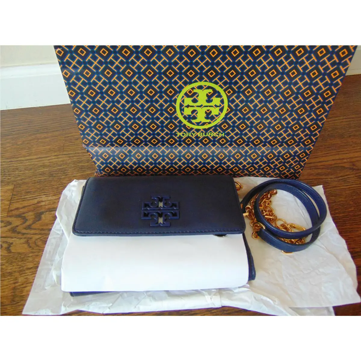 Tory Burch Lily Chain Wallet