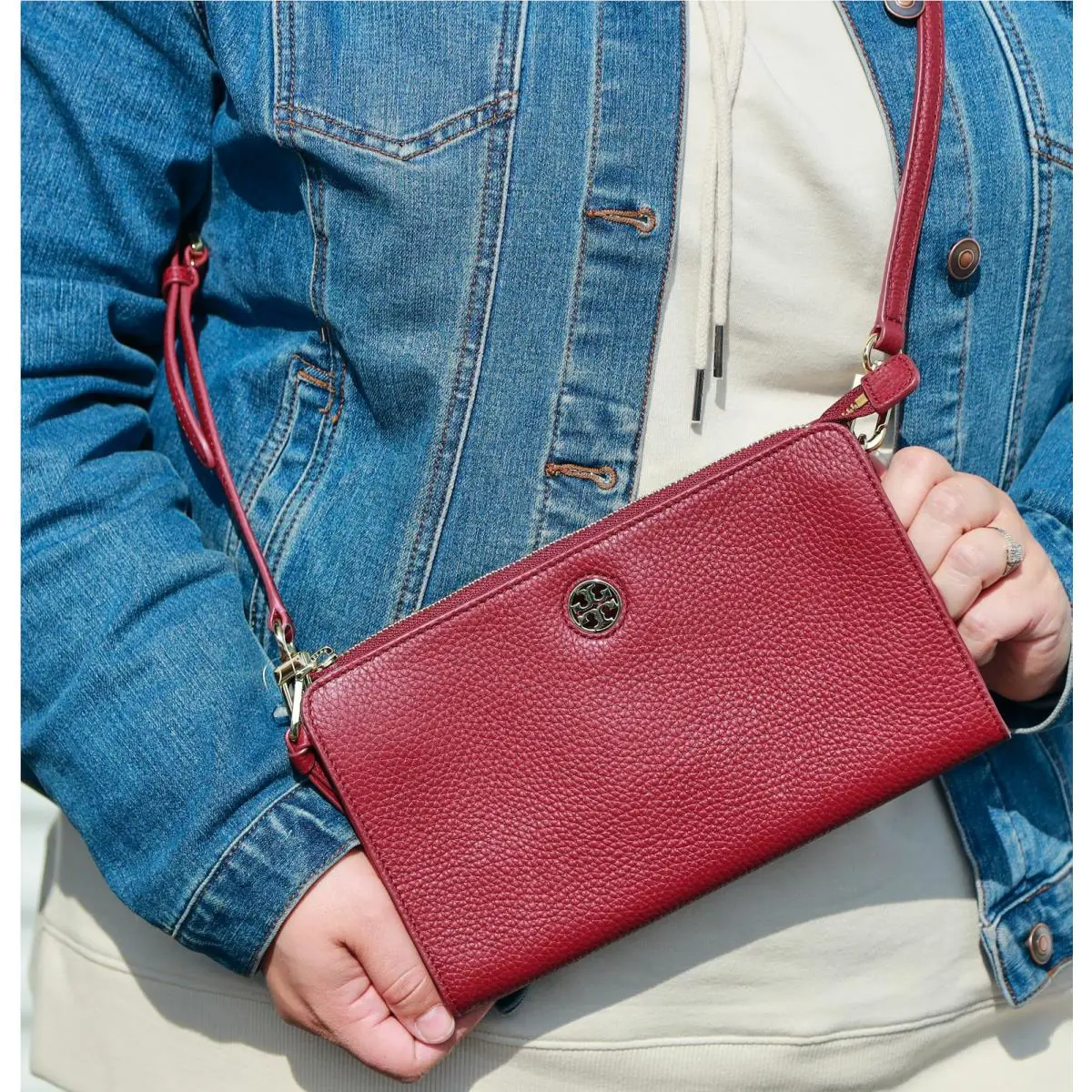 Tory Burch Pebbled Leather Wallet Crossbody Bag Imperial Garnet