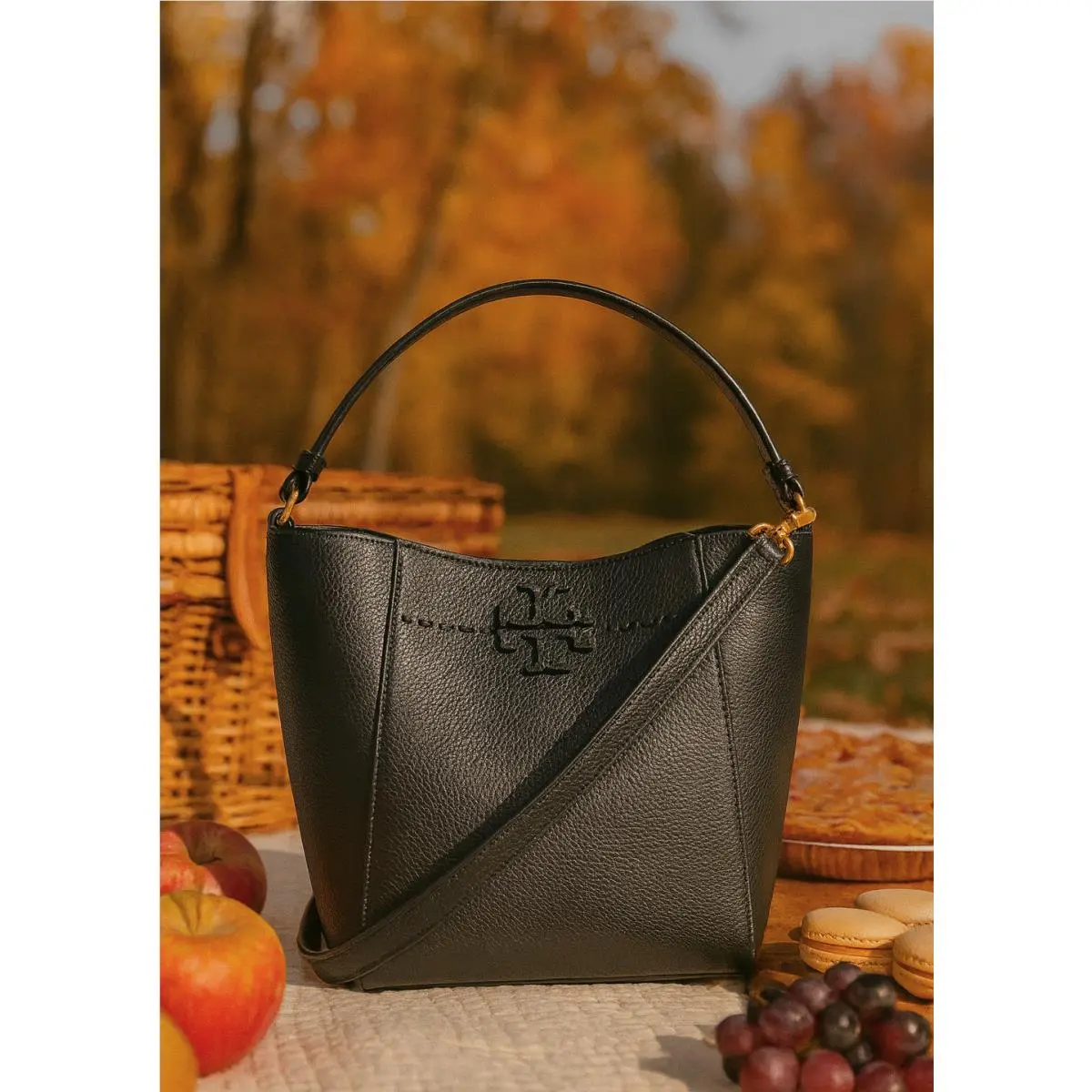 Tory Burch Mcgraw Black Leather Small Bucket Tote/crossbody Bag/shoulder Bag