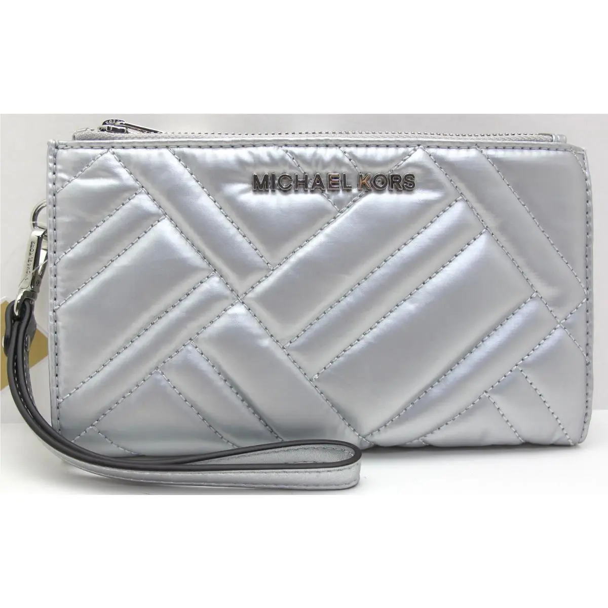 Michael Kors Peyton Lg Double Zip Wristlet/wallet Quilted Leather Silver