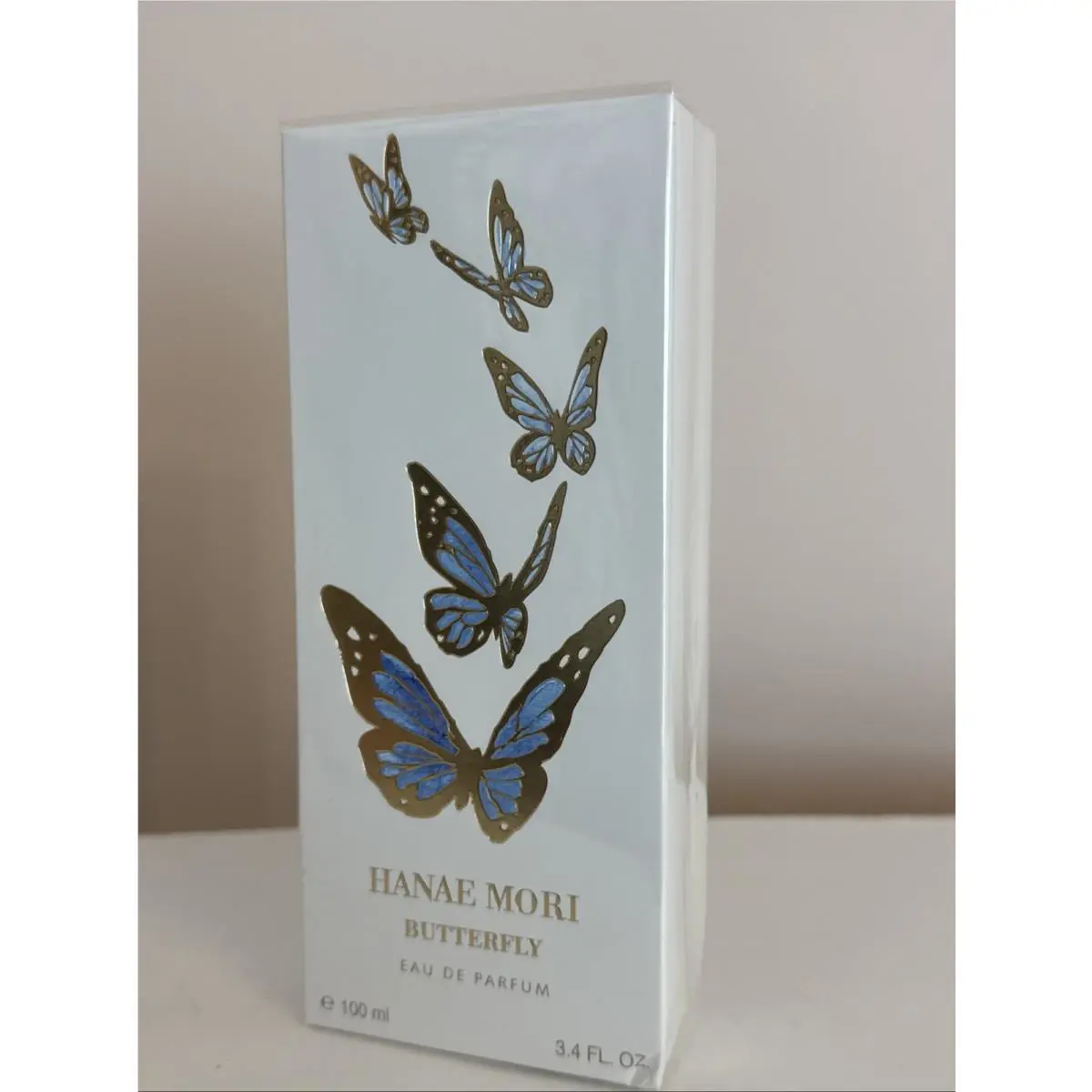 Hanae Mori Butterfly Eau de Parfum Spray 3.4fl oz/100ml Box Defect